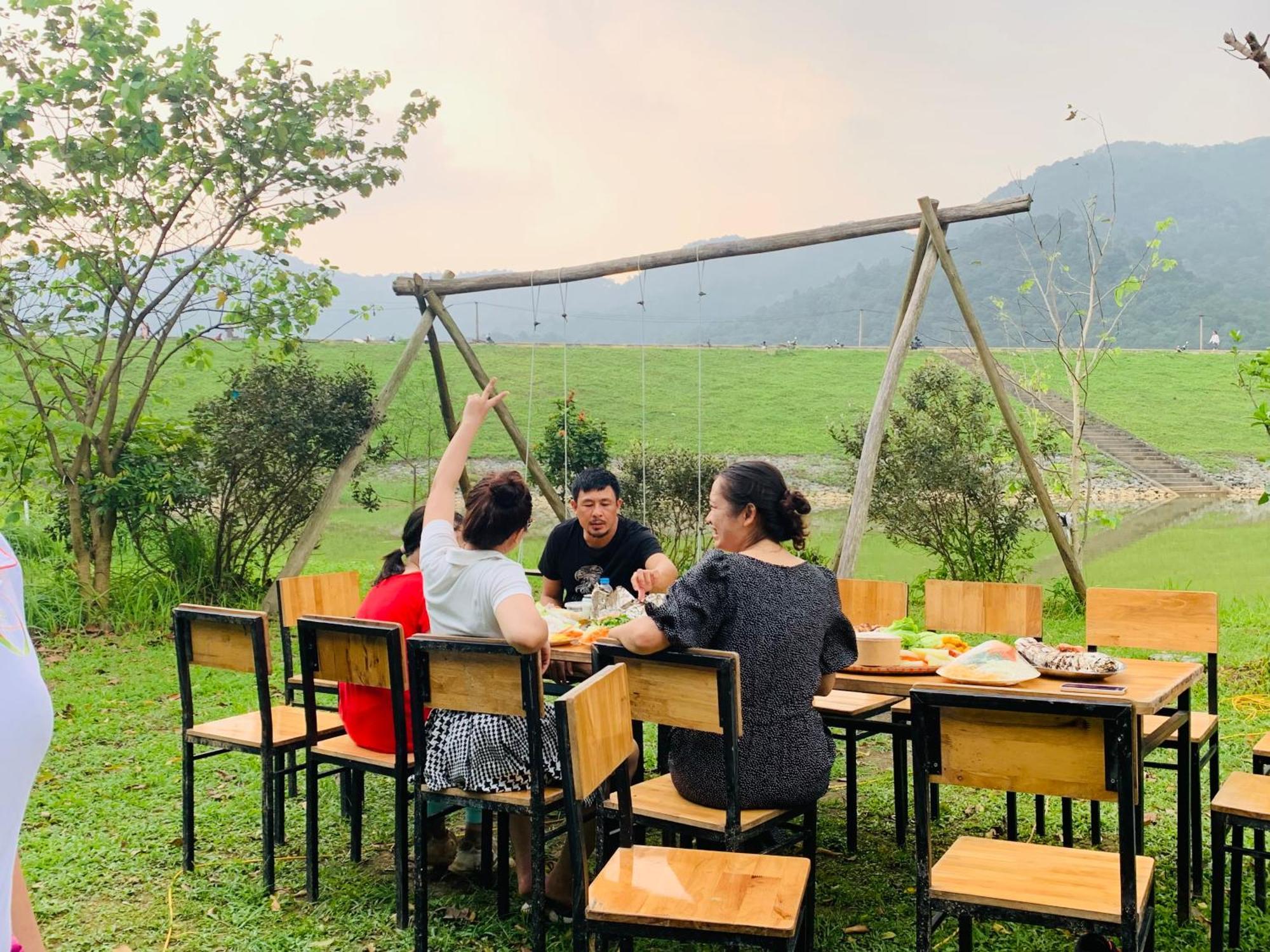 Chu Thien Homestay And Camping 河内 外观 照片